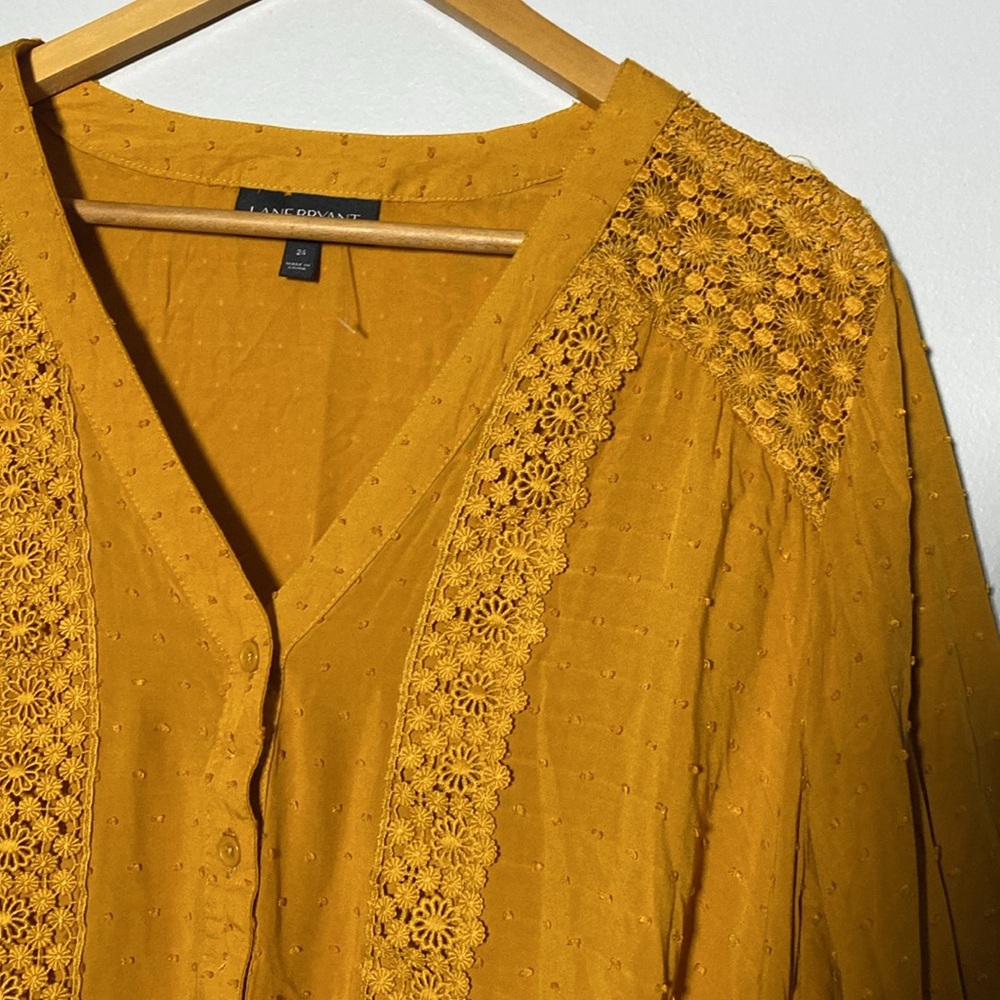 Lane Bryant Boho Blouse Women’s 24 Yellow Mustard V-Neck Button Up Lace Shirt - Picture 5 of 13